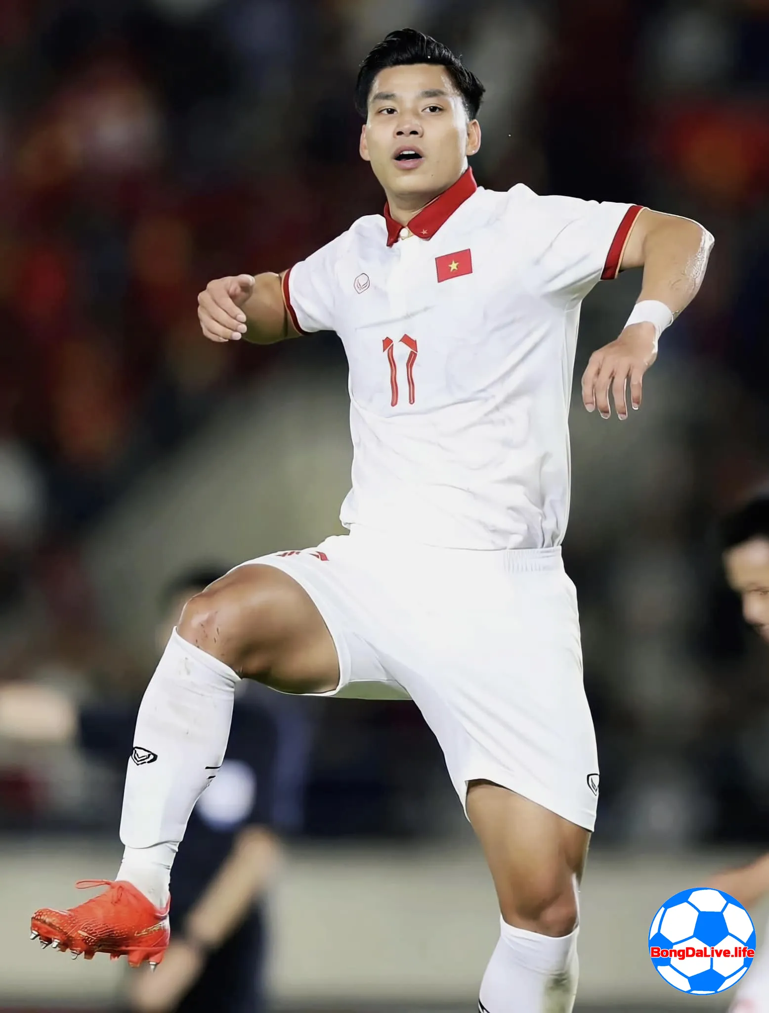 Vũ Văn Thanh - Tiểu sử về cầu thủ được mệnh danh là Roberto Carlos của đội tuyển Việt Nam